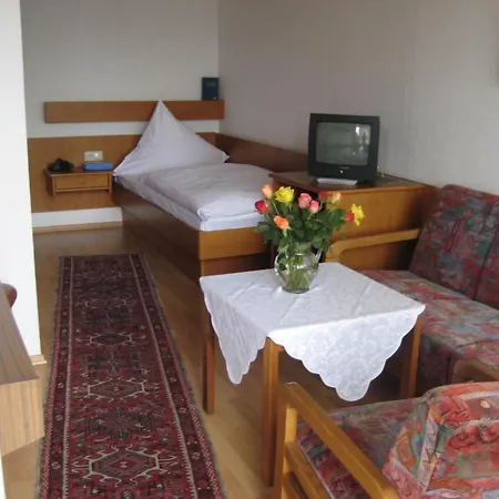 Schonberger Hof & Restaurant Hotel