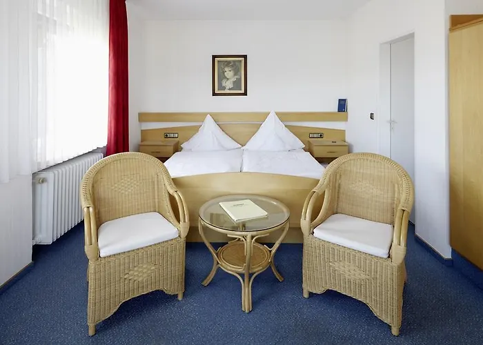 Hotel Schonberger Hof & Restaurant Bad König