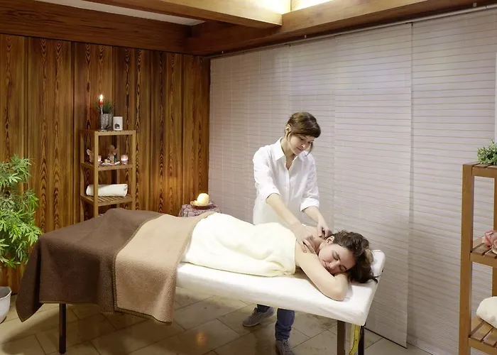 Hotel Schonberger Hof & Restaurant 3*